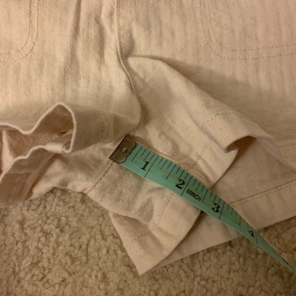 Madewell Camp Shorts in Natural Seeded Herringbone - Picture 7 of 7